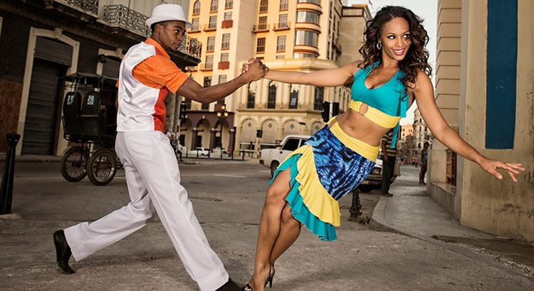 Salsa lessons Havana